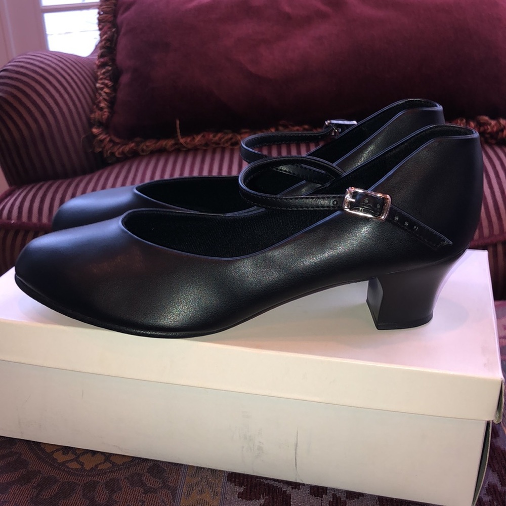 Loshin’s Dancewear Shoes